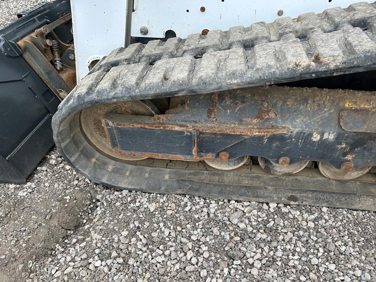 2019-bobcat-t770-image-17