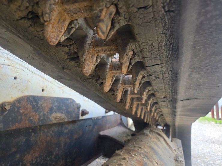 2020-bobcat-t770-image-60