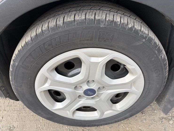 2017-ford-escape-image-15