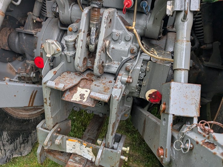 2005-fendt-818-image-13
