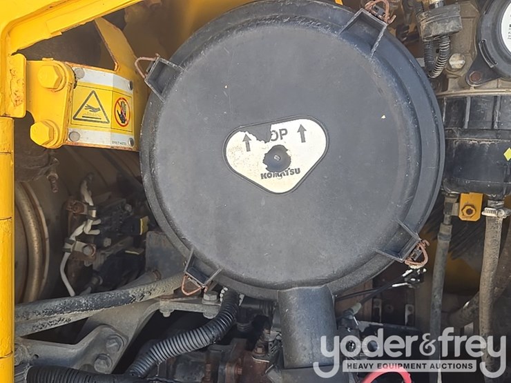 2018-komatsu-d61px-24-image-40