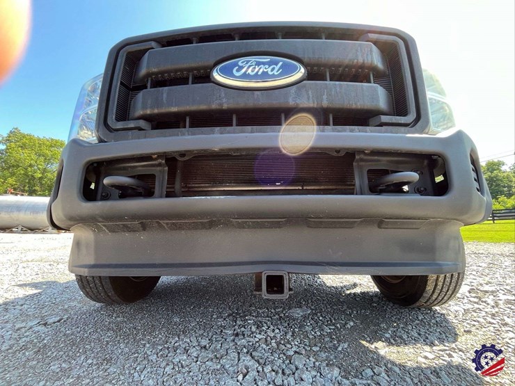 2011-ford-f450-image-13