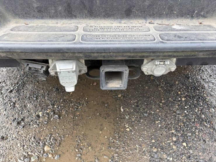 2012-chevrolet-express-cargo-van-image-20