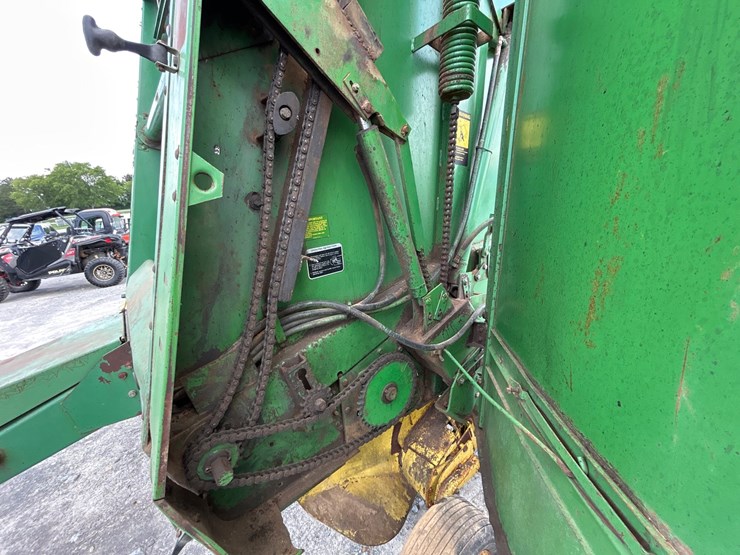 john-deere-530-image-9