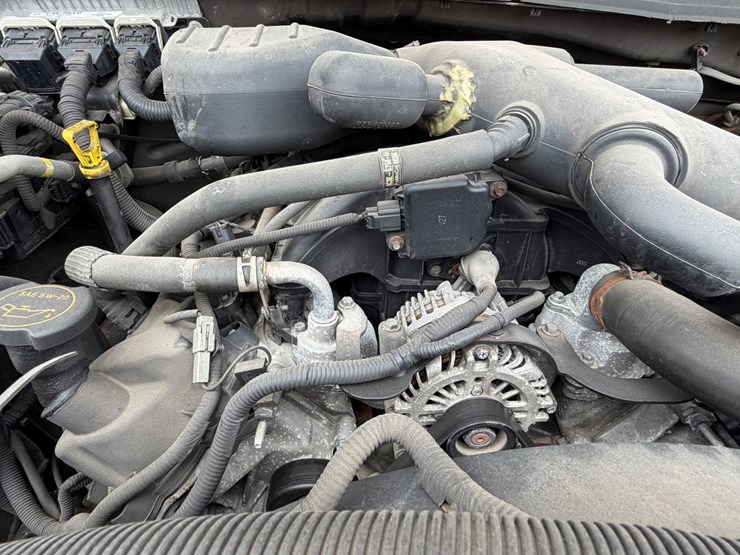 2015-ford-f550-image-22