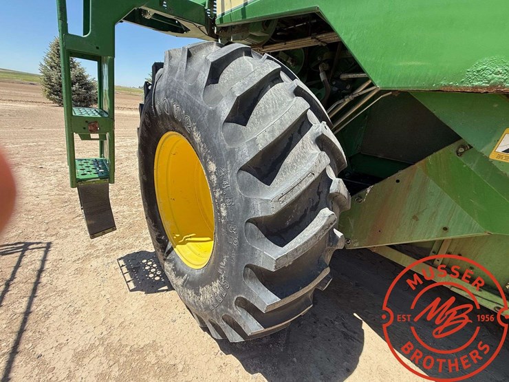 1992-john-deere-9500-image-17
