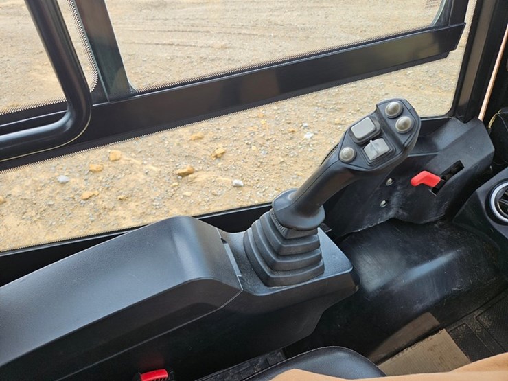 jcb-270-image-17
