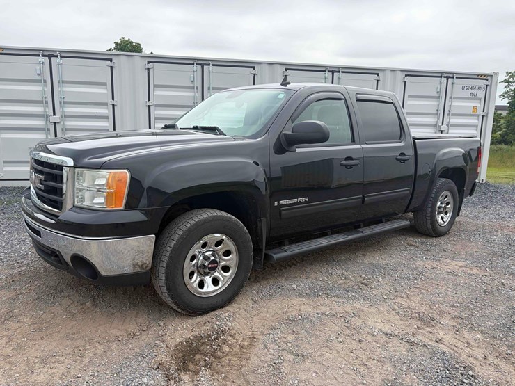 2009-gmc-sierra-1500-image-1