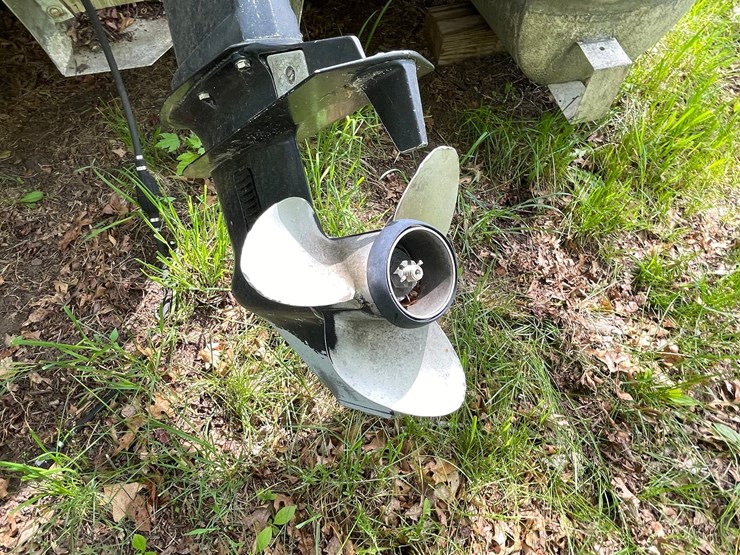 #502-•-northwood-pontoon-with-motor-(no-title)-(spring-brook,-wi)-image-27