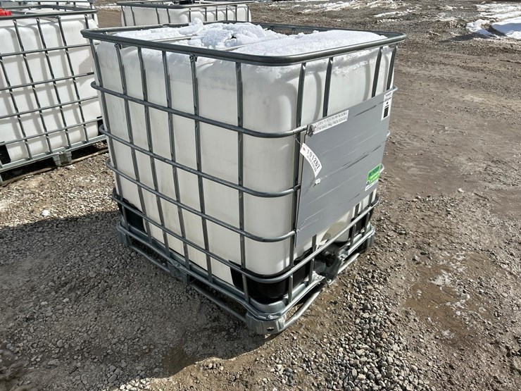 water-tank-tote-image-1