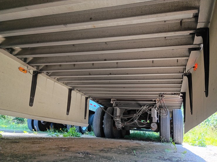 2013-hyundai-reefer-image-18