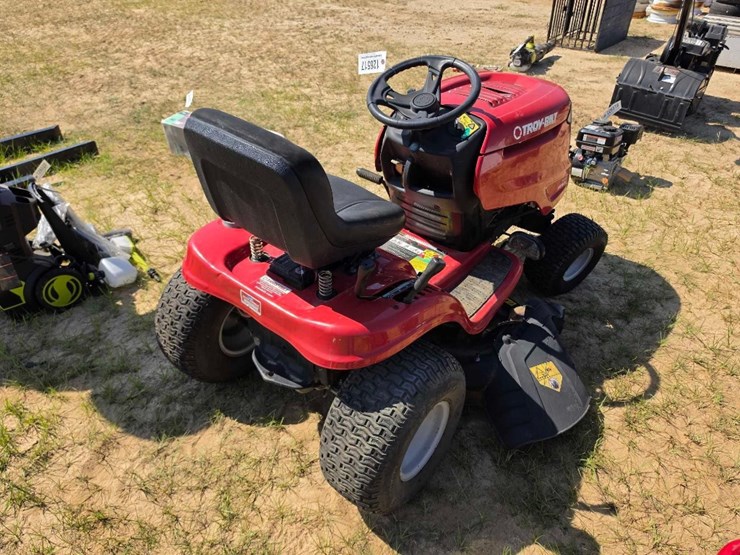 troy-bilt-bronco-image-4