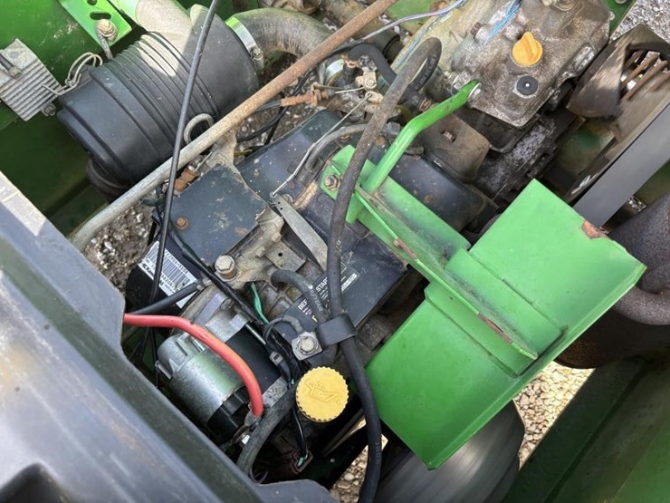 john-deere-gator-image-19