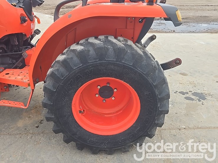 2019-kubota-l3901d-image-10