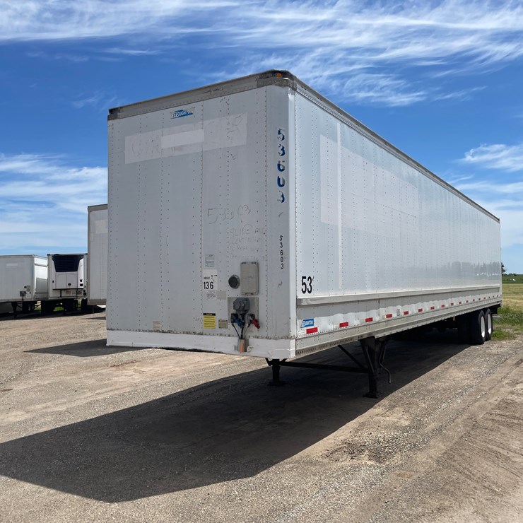 #420 • 2009 Stoughton Semi--Trailer (Title in Delay) (Denmark, WI)