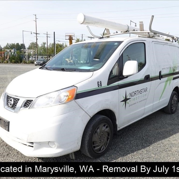 2014 NISSAN NV200