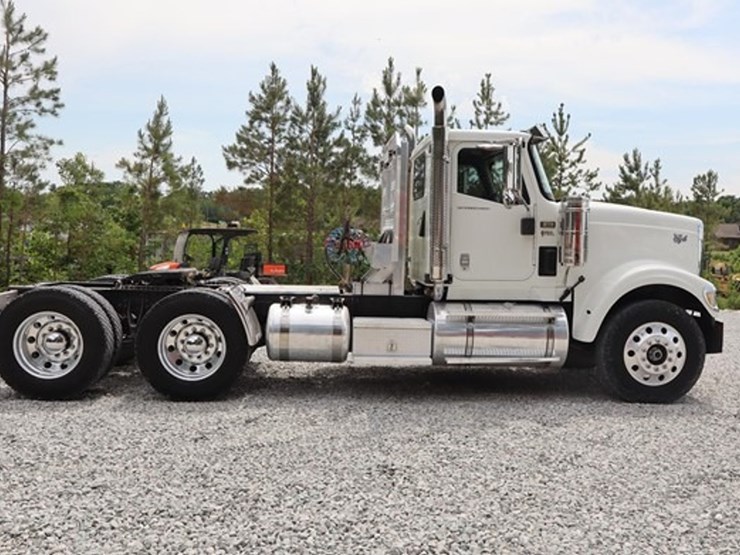 #542-•-2011-international-eagle-day-cab-truck-image-6