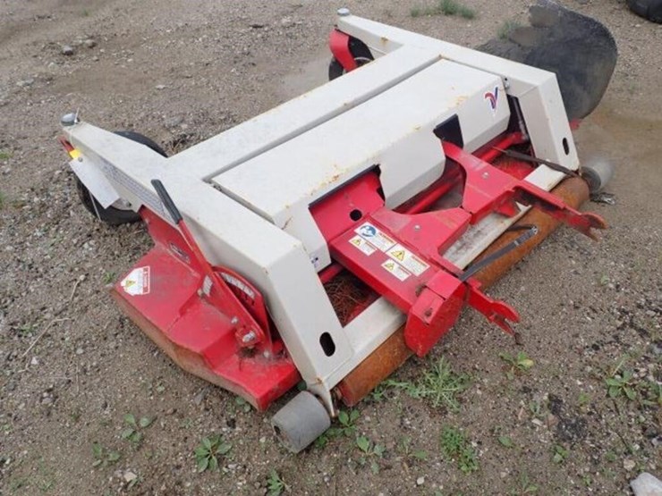 2014-ventrac-4200-image-55