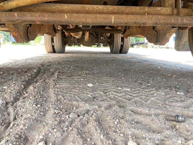 2006-ford-f550-image-24