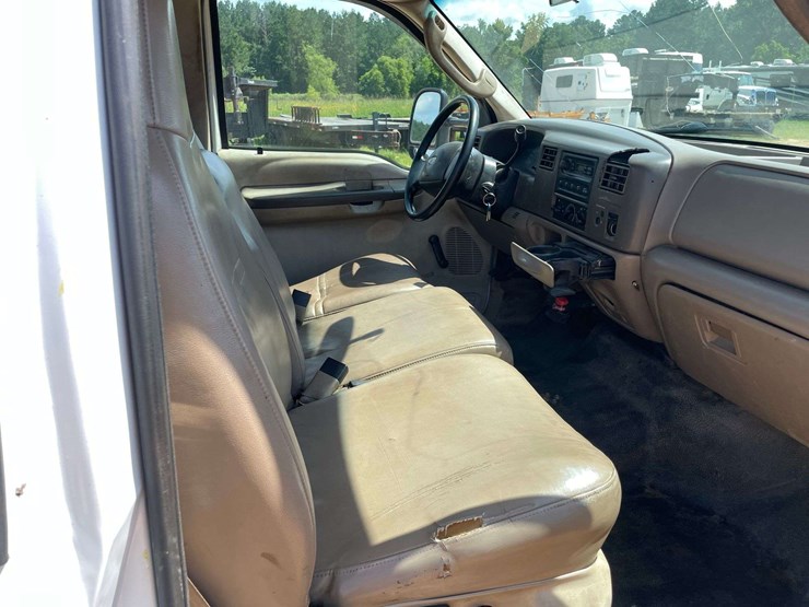 2003-ford-f350-image-18