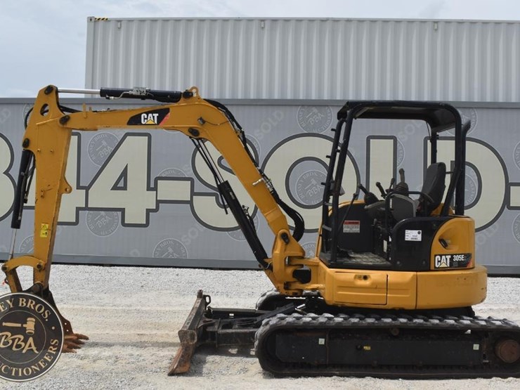 2019-caterpillar-305e2-cr-image-2