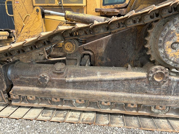 caterpillar-d6n-lgp-image-17