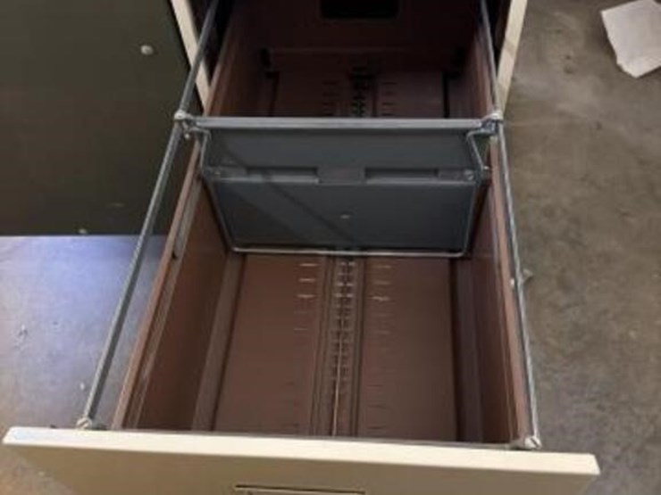 filing-cabinet,-invoice-rack-image-5