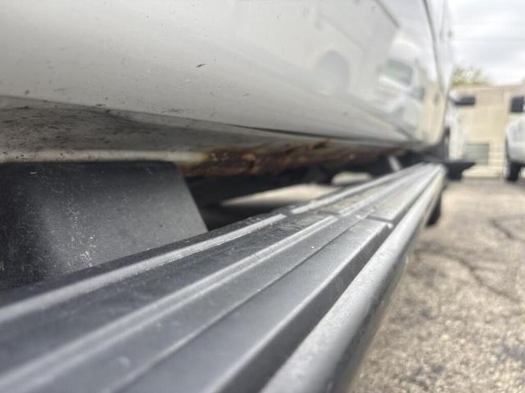 2011-ford-f150-xl-image-23