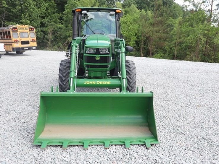 2022-john-deere-5090e-image-8