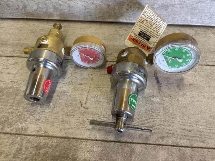 200-psig-maximum-inlet-pressure-gauge-image-1