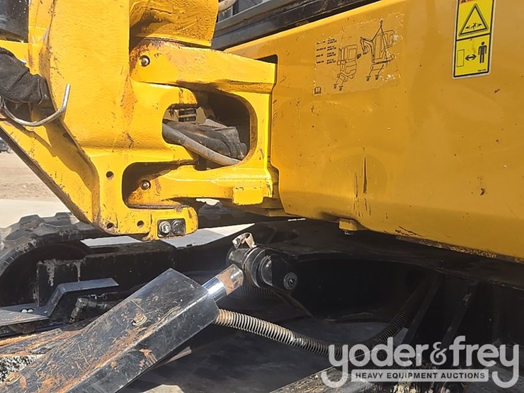 2016-cat-304e2-image-23