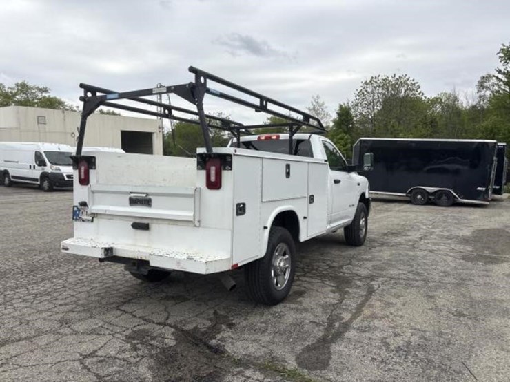 2022-dodge-2500-image-5