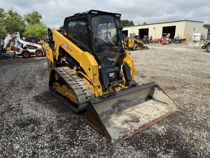 2024-caterpillar-255-image-6