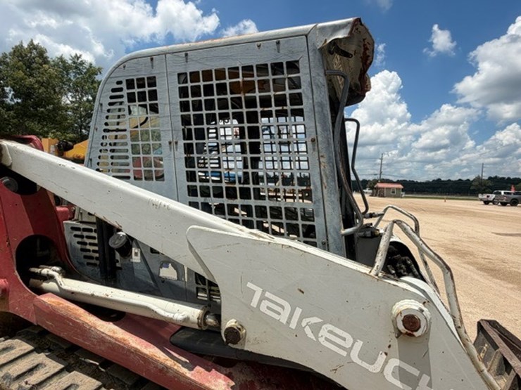 takeuchi-tl150-image-25