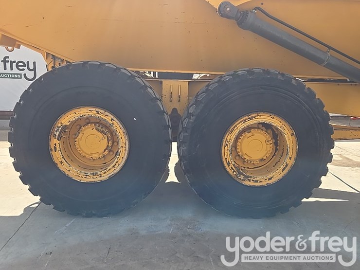 2020-volvo-a25g-image-14