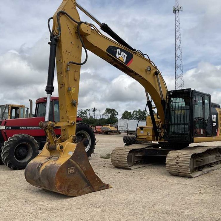 2015 CATERPILLAR 323FL