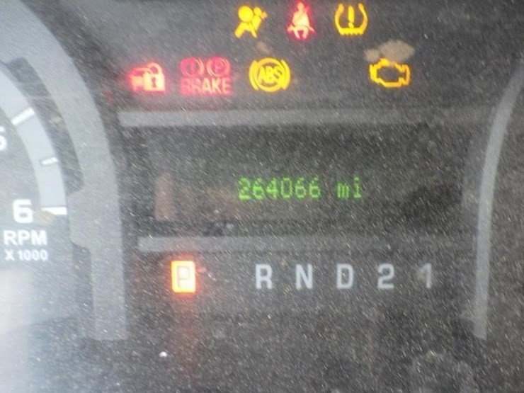 2009-ford-e350-image-22