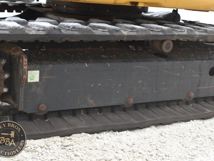 2019-caterpillar-305e2-cr-image-46