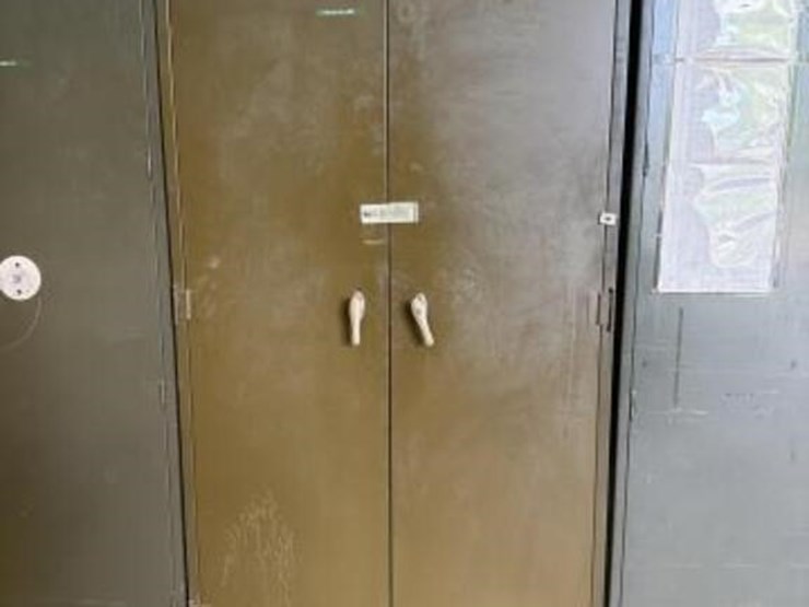 metal-storage-cabinet/-37-x-18-x-78-image-1