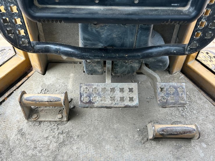 caterpillar-d6n-lgp-image-26