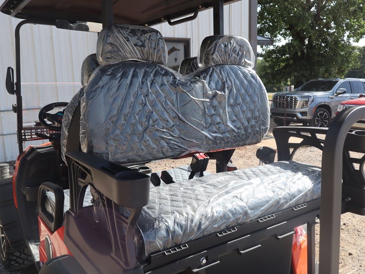 #104-•-4-seater-electric-golf-cart-image-14