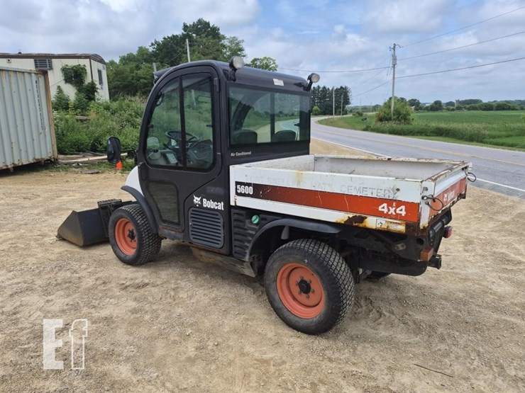 2014-bobcat-toolcat-5600-image-2