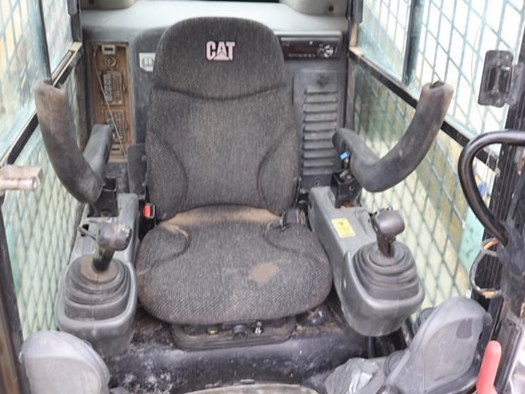 2018-caterpillar-289d-image-25