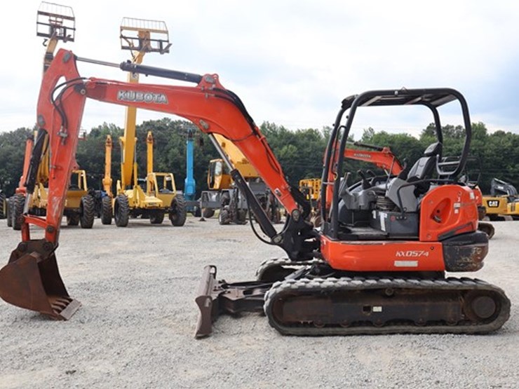 kubota-kx057-4-image-3