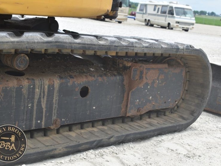 2016-caterpillar-305e2-cr-image-35