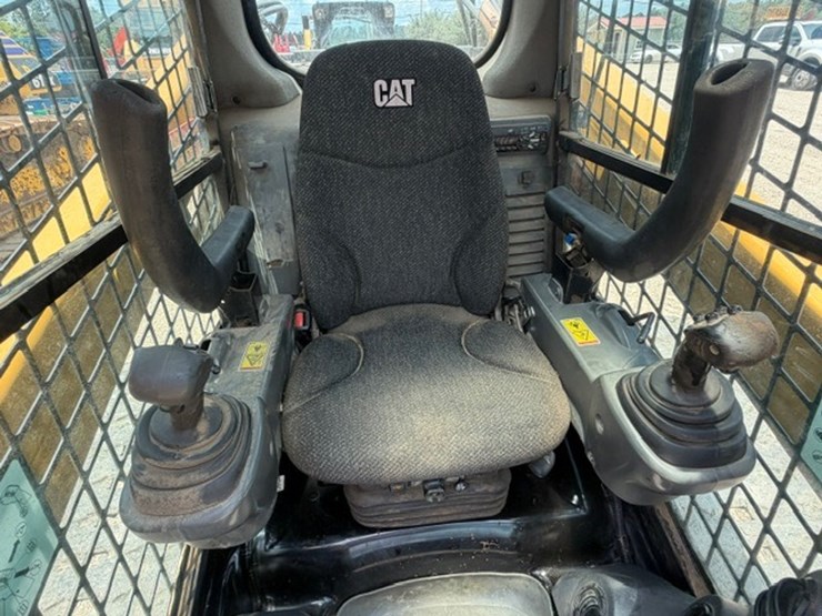caterpillar-289d-image-46