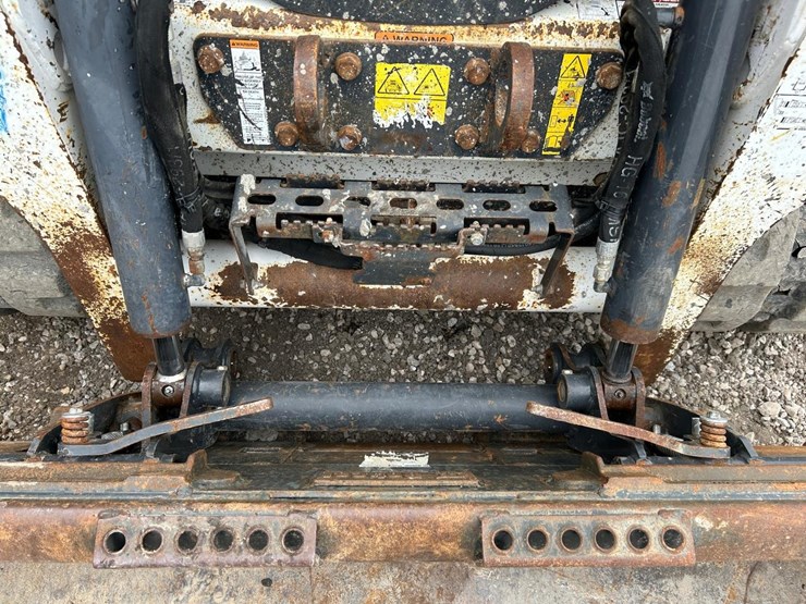 2018-bobcat-t590-image-10