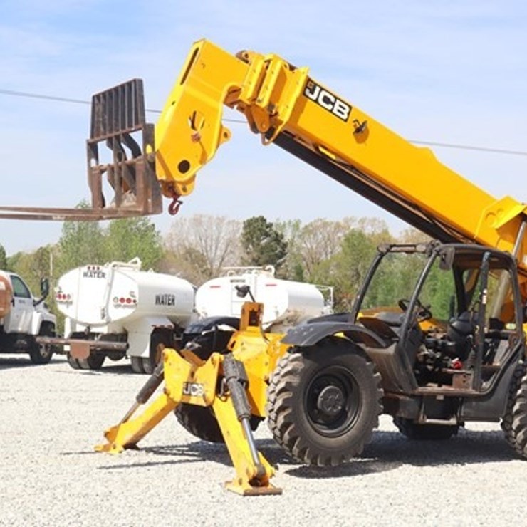 2018 JCB 510-56
