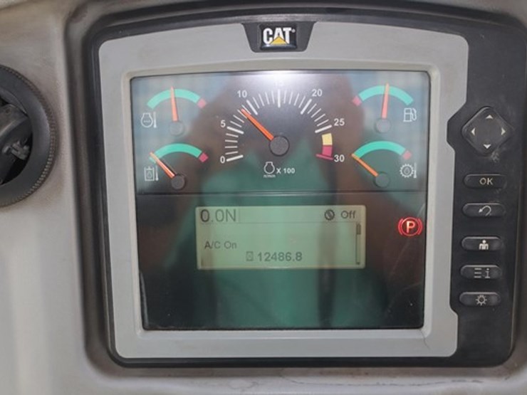 2012-caterpillar-d6n-xl-image-27