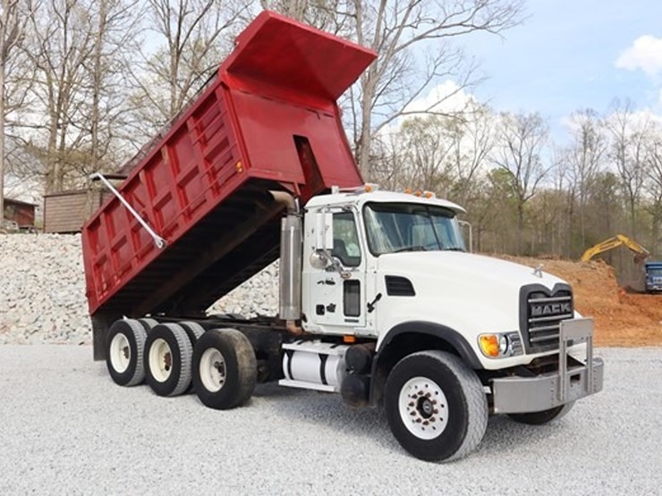 #516-•-2007-mack-cv713-tri-axle-dump-truck-image-7